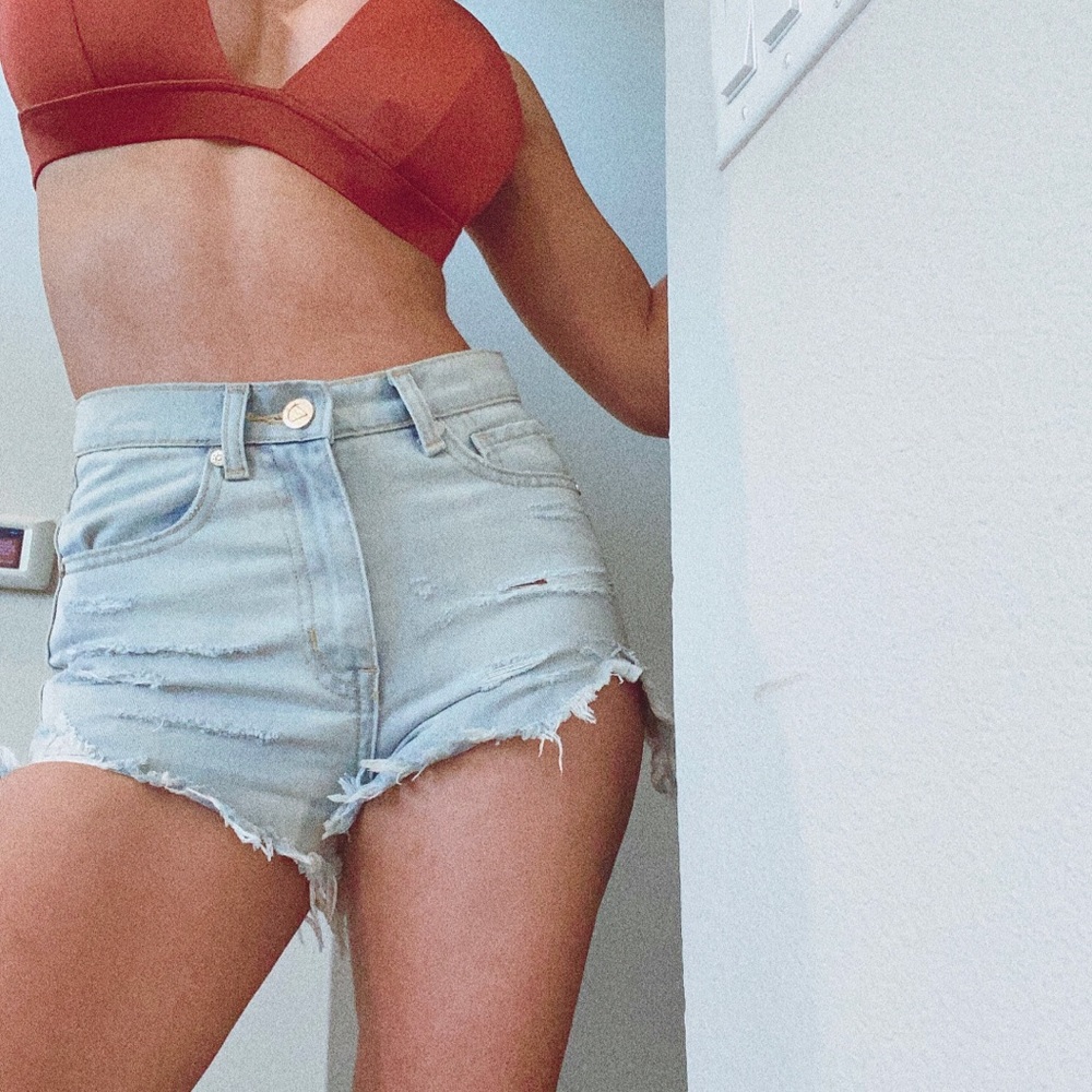 SOLD STORE UNIF high waist denim shorts - Picture 3 of 6